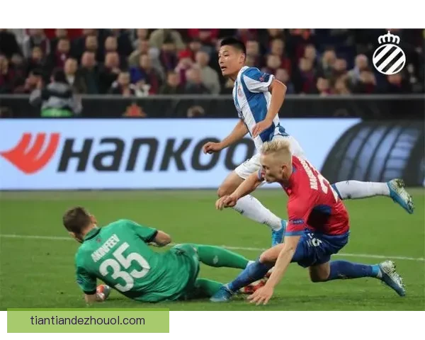 沃日多瓦茨2比0力克迪纳摩水壶取得关键胜利纪实